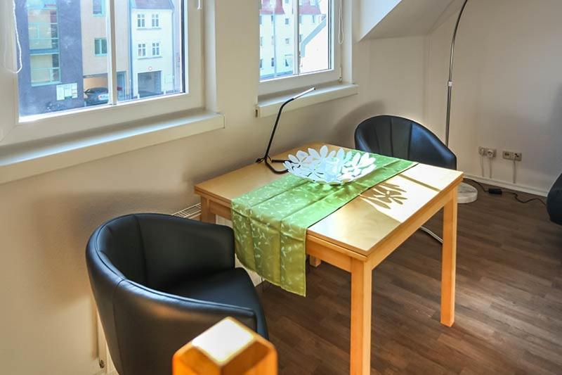 H&H Apartments Im Herzen Der Stadt Super Zentral Ruhig Mit Kochnischen Balkon Oder Empore Greifswald Eksteriør bilde