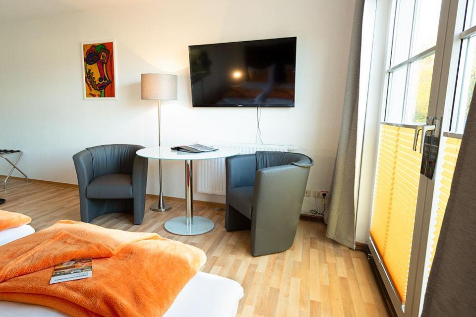 H&H Apartments Im Herzen Der Stadt Super Zentral Ruhig Mit Kochnischen Balkon Oder Empore Greifswald Eksteriør bilde
